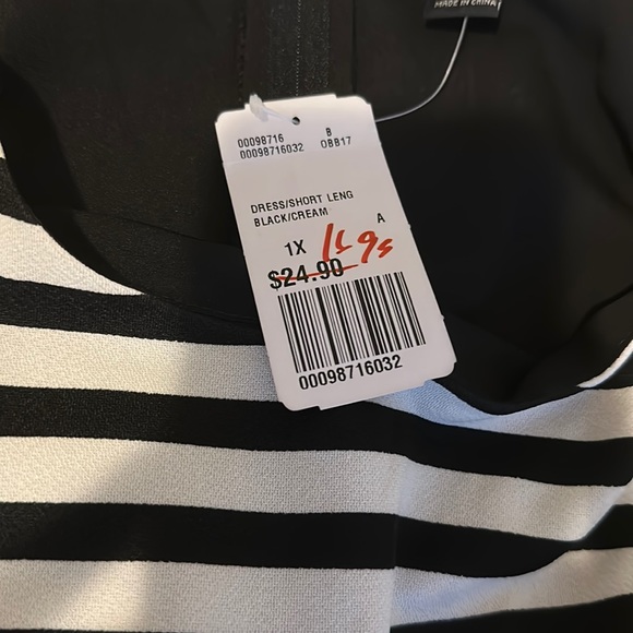 Forever 21+ dress - Picture 5 of 5